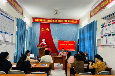 SINH HOẠT CHI BỘ ĐỊNH KỲ THÁNG 9/2025