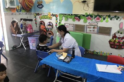 Khám sức khỏe định kì đầu năm cho các cháu năm học 2023-2024