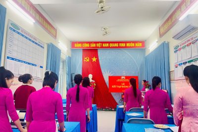 LỄ KẾT NẠP ĐẢNG VIÊN MỚI VÀ SINH HOẠT CHI BỘ ĐỊNH KỲ THÁNG 12 NĂM 2025