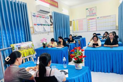 SINH HOẠT CHI BỘ ĐỊNH KỲ THÁNG 8 – NÂNG CAO NĂNG LỰC LÃNH ĐẠO, PHÁT HUY TINH THẦN TRÁCH NHIỆM